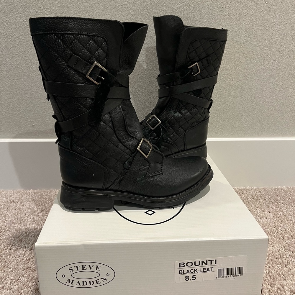 Black - Steve Madden - Leather with straps - sz 8.5
